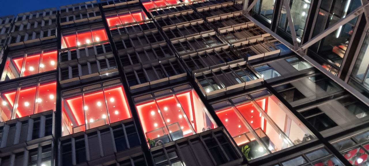 Moderne Architektur der London School of Economics